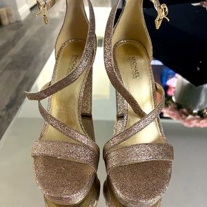 🌸MK Rose gold heels